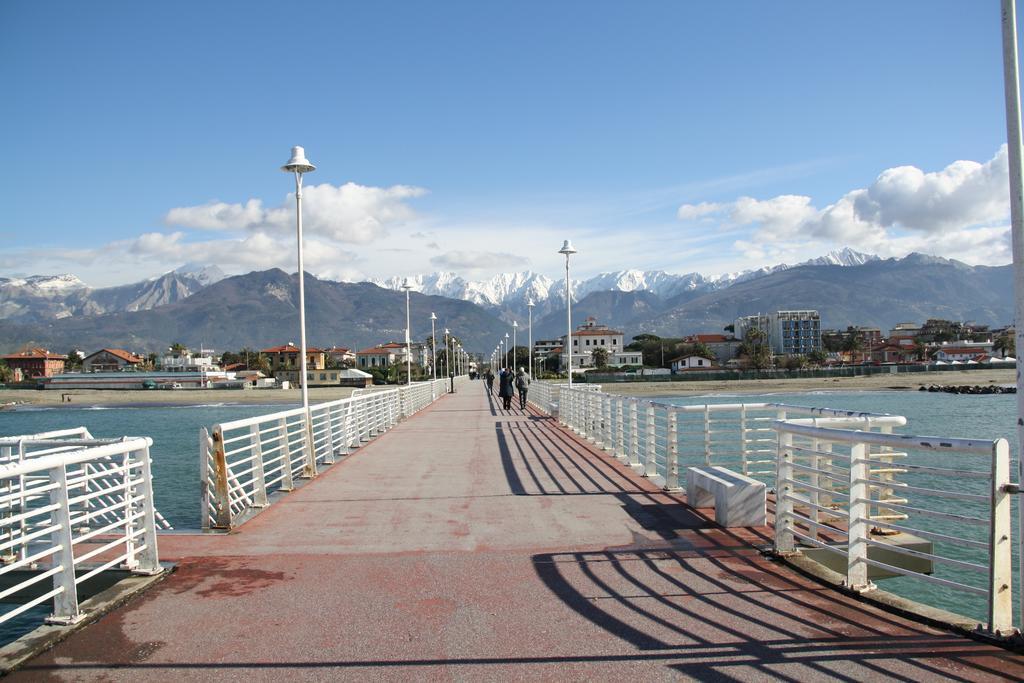 Hotel Parma Mare Marina di Massa Exterior photo